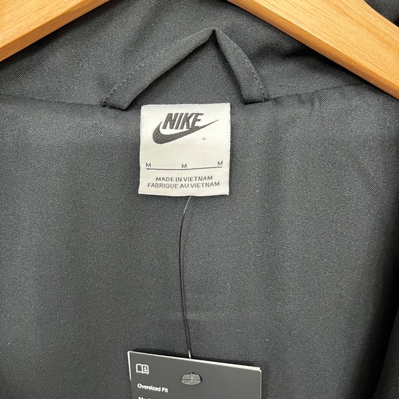 Nike Faux Fur Swoosh Jacket Women’s Medium - Picture 7 of 13